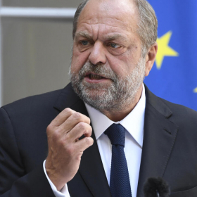 "J’ai perdu beaucoup d’argent en devenant ministre" : Éric Dupond-Moretti confie avoir gagné "15 fois plus" en tant qu’avocat