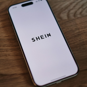 Taxe sur les petits colis : ce qui pourrait vraiment changer pour les clients de Shein, Temu et Alibaba