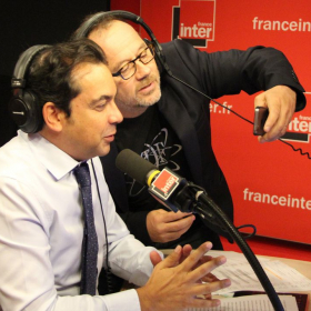 Une « campagne de dénigrement » des médias Bolloré dans l'affaire Legrand/Cohen : France TV et Radio France saisissent l’Arcom