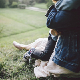 Le geste magique pour calmer la surstimulation chez un enfant, un bébé ou même un adulte