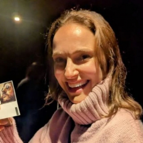 « Incroyable mais vrai » : pourquoi Natalie Portman est venue incognito en Seine Saint Denis mercredi ?