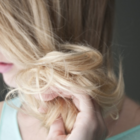 Comment la spiruline peut vous permettre d'avoir des cheveux brillants et tout doux