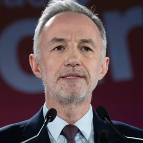 Refus catégorique, soutien décisif : la stratégie risquée d’Emmanuel Grégoire à Paris