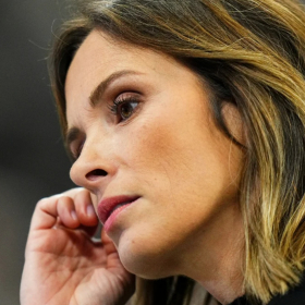 "Je suis insupportable" : les confidences cash d’Isabelle Ithurburu qui brisent son image parfaite à l’écran