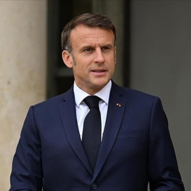 « Emmanuel Macron est un opportuniste qui a besoin d’exister » : le tacle de Julien Dray, ancien député socialiste