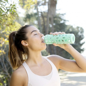 Vous ne buvez pas assez d'eau ? Suivez ce programme de 7 jours pour mieux s'hydrater