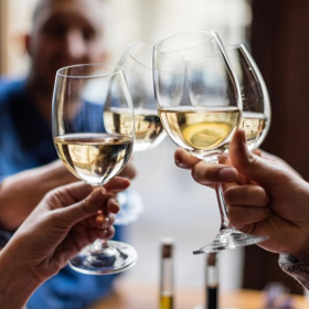 Un scientifique vient de créer une boisson avec les mêmes effets euphorisants de l'alcool mais sans la gueule de bois