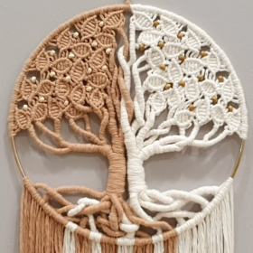 DIY : le tuto déco pour créer un arbre de vie magnifique en macramé !