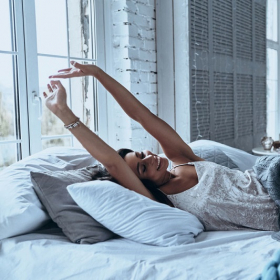 Le côté du lit où vous dormez influencerait votre humeur et votre bien-être au quotidien