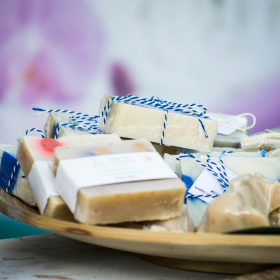 5 bonnes raisons de laisser tomber le gel douche et de passer au savon solide