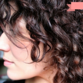 Tous mes conseils pour avoir des cheveux bouclés et en bonne santé !