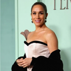 Pourquoi cette sortie solo de Meghan Markle en robe bustier de princesse intrigue autant