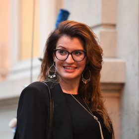 De la politique à la télé-réalité : Marlène Schiappa joue sa crédibilité dans Les Traîtres, un pari risqué sur M6