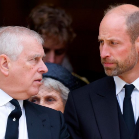 “Je voudrais te demander…” : ce moment gênant entre Andrew et William qui intrigue la presse britannique