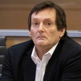 “Je ne pourrai jamais payer ma dette” : à deux jours de sa liberté sous bracelet électronique, l’angoisse financière de Pierre Palmade