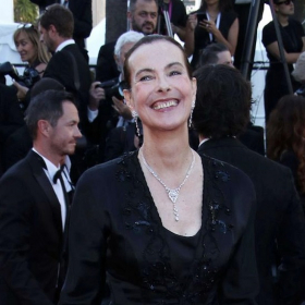 Carole Bouquet a dû annuler sa venue à la dernière minute dans Télématin : Damien Thévenot contraint d’annoncer la nouvelle en direct