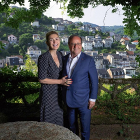 Julie Gayet et François Hollande ouvrent les portes de leur maison secondaire et déclenchent un énorme buzz