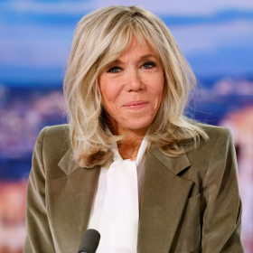 “Elle a même demandé un t-shirt !” : la confidence d’Olivier Truchot sur Brigitte Macron crée la surprise