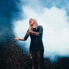 “Je vais manquer d’air” : Louane a frôlé l’étouffement pendant sa prestation à l’Eurovision, voici ce qui s’est vraiment passé