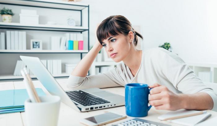 Les 10 trucs à faire pour se ridiculiser lors d’une réunion professionnelle | #10
