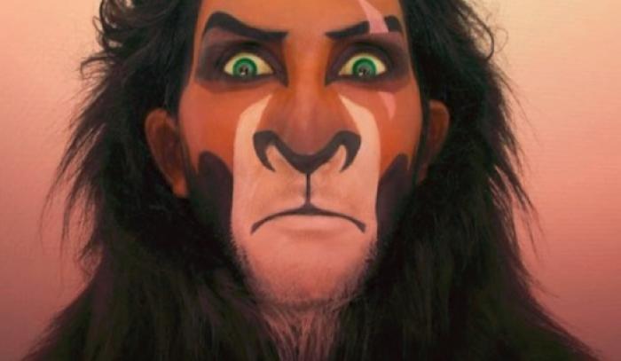 Cette maquilleuse professionnelle transforme ses amis en méchants Disney grâce au maquillage ! | #7