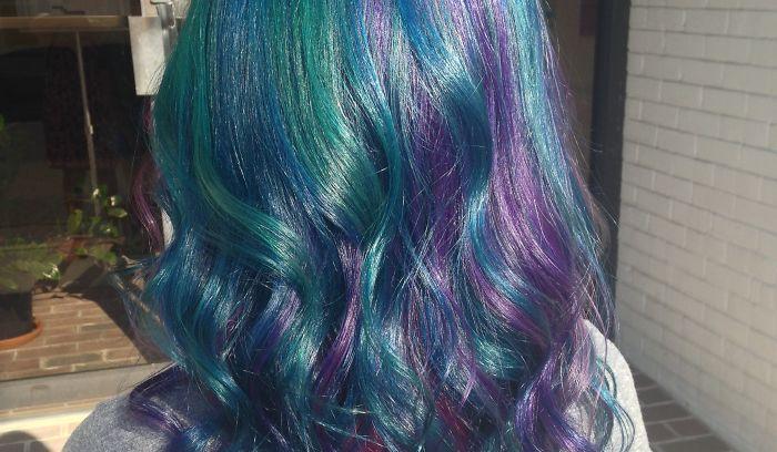 La tendance coiffure Galaxy Hair pour des cheveux aux couleurs de l'espace | #21