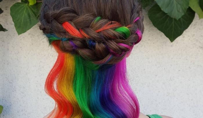 Découvrez la coloration arc-en-ciel cachée pour celles qui ne sont pas prêtes à se teindre les cheveux | #5