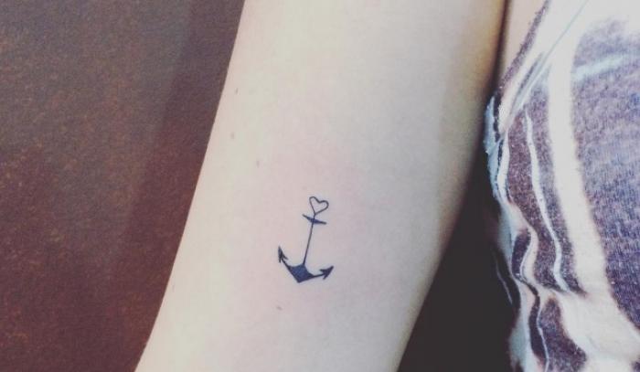 22 tatouages ancres qui vous rappelleront de rester bien amarré | #3