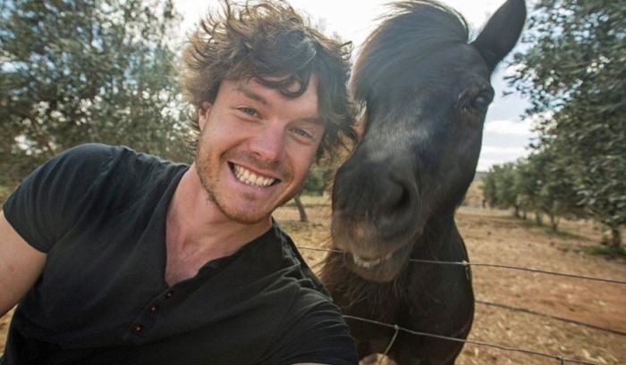L'homme qui prenait des selfies géniaux avec des animaux | #5