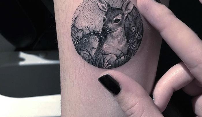 Cette artiste réalise de petits tatouages ronds magnifiques | #11