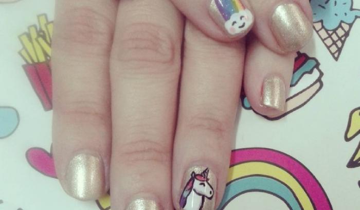 18 nail arts licorne qui nous font revenir quelques années en arrière (et ça fait du bien) | #13