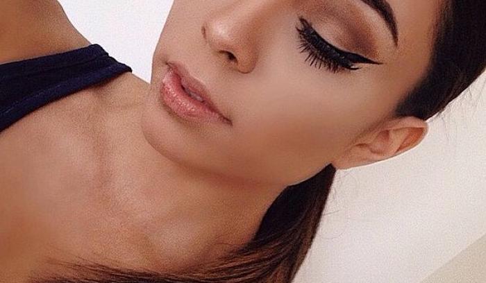 22 photos qui montrent que l'eyeliner va à toutes les femmes | #17