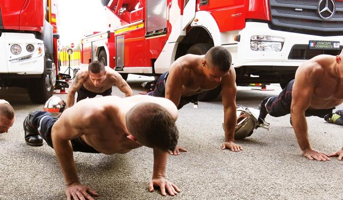 Le calendrier des Pompiers Sans Frontières est tellement sexy qu'il va vous donner très chaud ! | #8