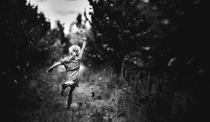 Cette maman photographe capture l'enfance de ses enfants loin de tout appareil électronique moderne | #17