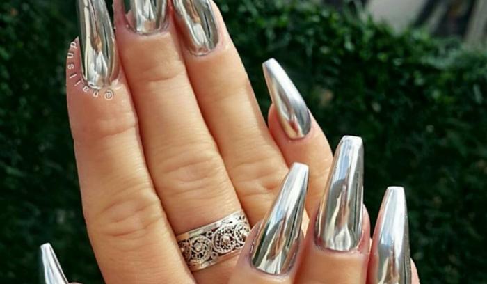 Découvrez la dernière tendance nail art miroir | #19