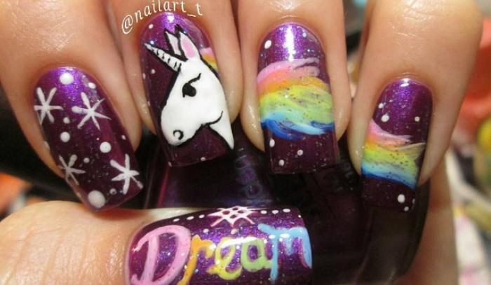 18 nail arts licorne qui nous font revenir quelques années en arrière (et ça fait du bien) | #12