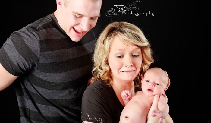 Regardez ces petits accidents rigolos qui rendent ces photos de nouveaux-nés si mignonnes | #12