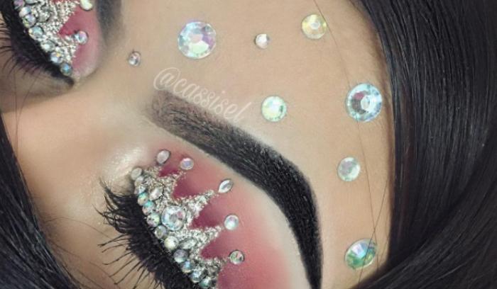 Les couronnes en ombre à paupières, la tendance beauté pour se sentir comme une princesse | #7