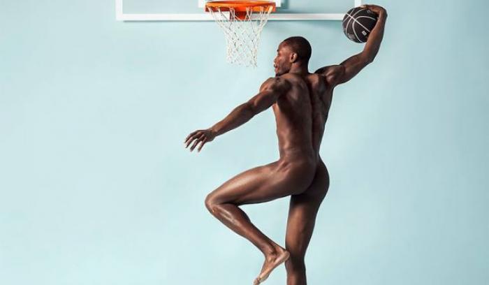 Des athlètes du monde entier ont posé nus pour un calendrier caritatif, et les photos sont terriblement sexy ! | #14
