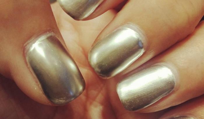 Découvrez la dernière tendance nail art miroir | #20