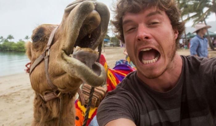 L'homme qui prenait des selfies géniaux avec des animaux | #3