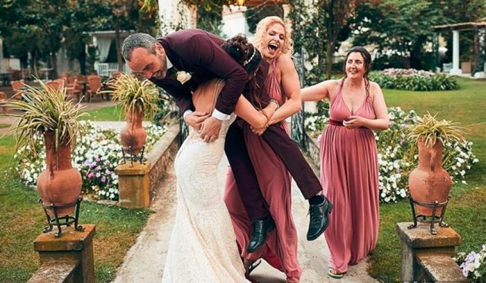 14 couples de jeunes mariés qui ont fait des photos de mariage très drôles | #7