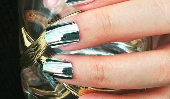 Découvrez la dernière tendance nail art miroir | #5