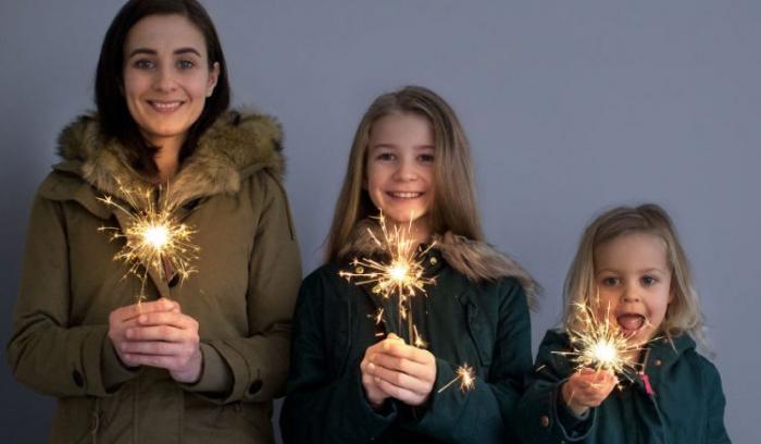 Ces photos d'une maman et de ses 2 filles en tenues assorties sont adorables | #6