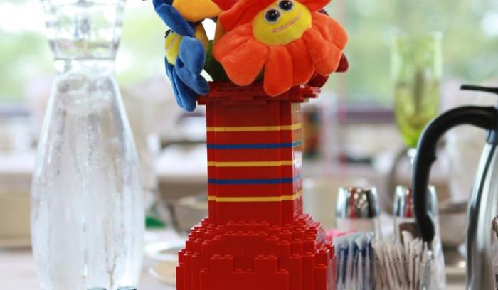 Avis aux fans de Lego : voici 11 idées géniales que vous voudrez reproduire pour votre mariage | #9