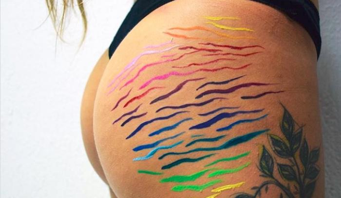 Cette artiste peint les vergetures en couleur arc en ciel pour montrer leur beauté | #9