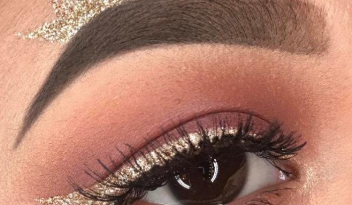 Les couronnes en ombre à paupières, la tendance beauté pour se sentir comme une princesse | #8