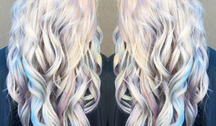 Découvrez les cheveux holographiques, la nouvelle tendance coloration | #16