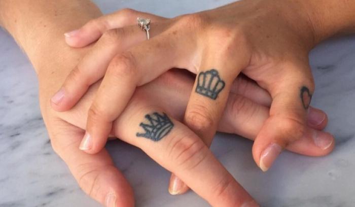 29 petits tatouages assortis pour les couples qui veulent afficher leur amour | #9