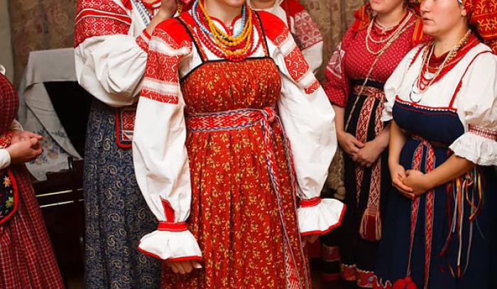 Découvrez à quoi ressemblent les tenues de mariage traditionnelles dans différents pays du monde | #16